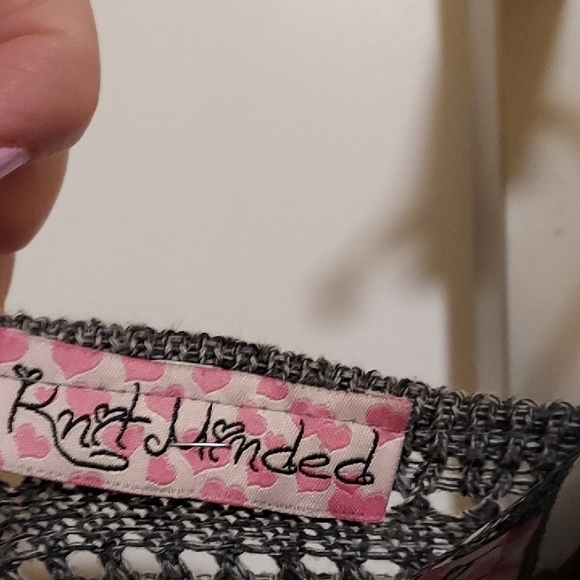 Elegant gray knit sweater patterned knit- Perfect for any occasion- Size Large - Picture 2 of 6